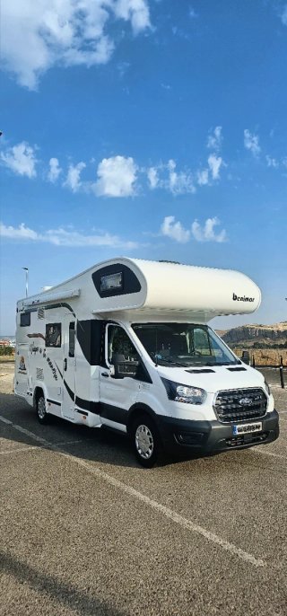 Alquiler Autocaravana benimar sport 340up