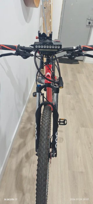 Bicicleta de Montaña 29" Roja