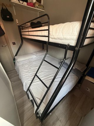 Litera de hierro 135cm y 90cm + 2 colchones