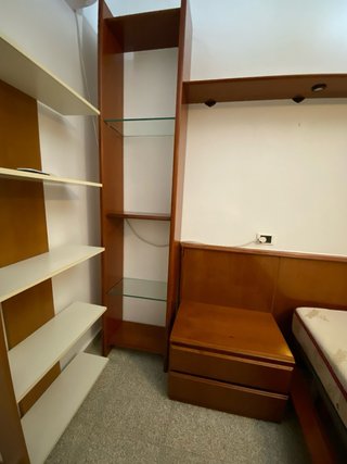 Dormitorio completo madera Sin colchon