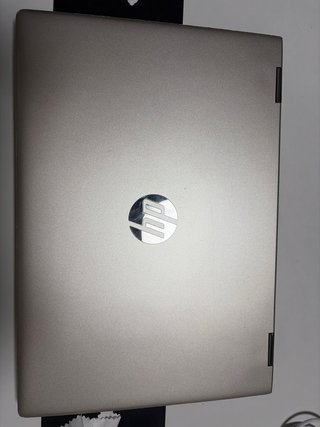 HP Pavilion Intel i3 8ª Gen 8GB RAM Plata