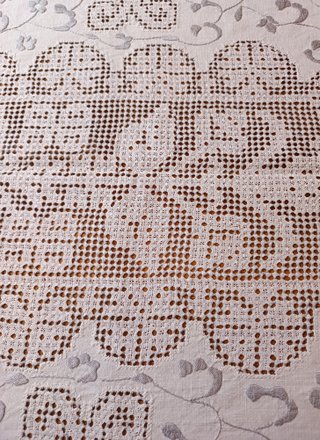 Mantelería antigua Lagartera beige/blanca