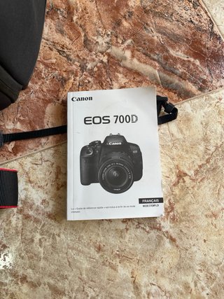 KIT Cámara Canon 700D + Accesorios