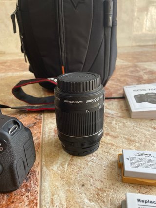 KIT Cámara Canon 700D + Accesorios