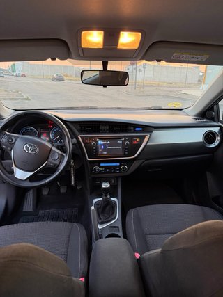 Toyota Auris 2013