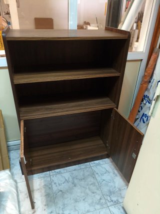 Conjunto de muebles de oficina. En buen estado.
