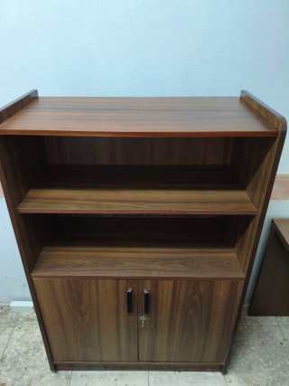 Conjunto de muebles de oficina. En buen estado.