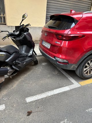 Yamaha XMAX 250 gris