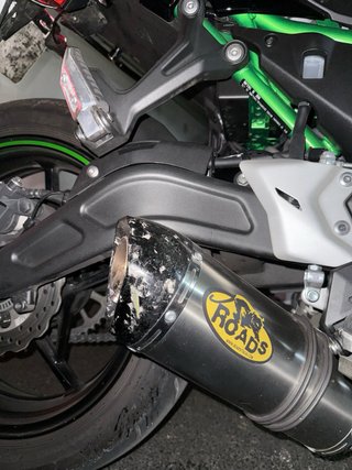 Kawasaki Z650 Naked Negra y Verde