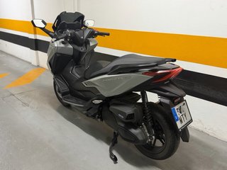 Honda Forza 350 2024 Gris