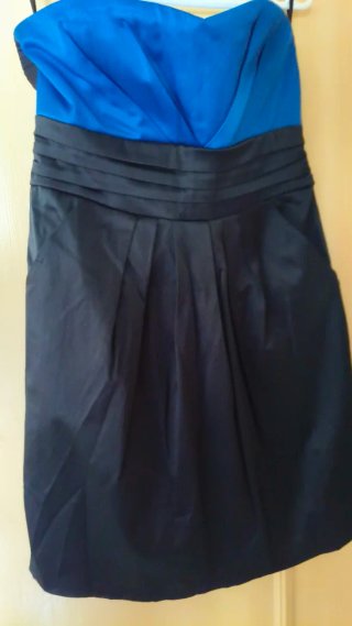Vestido elegante azul y negro