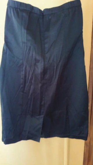 Vestido elegante azul y negro