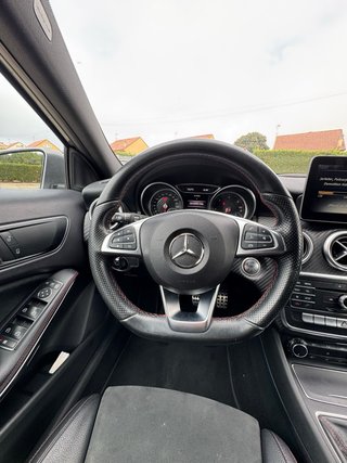 Mercedes-Benz Clase A 200 AMG 2017