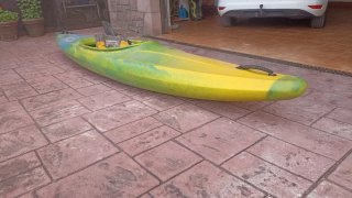 Piragua RTM verde y amarilla