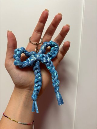Fiocchi portachiavi fatti a mano