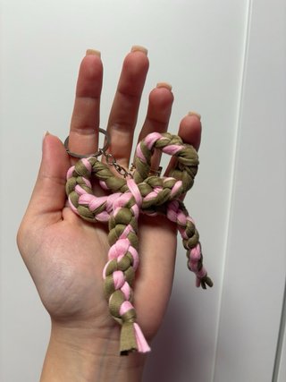 Fiocchi portachiavi fatti a mano