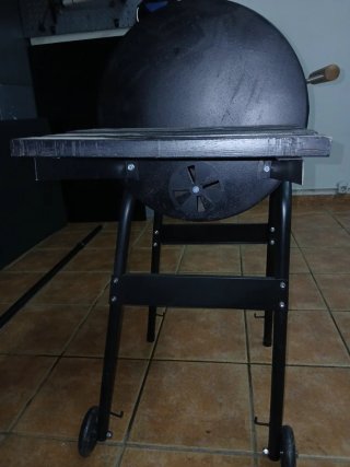 Barbacoa de barril negra