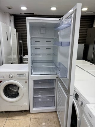 Pack Lavadora y Frigorífico Beko