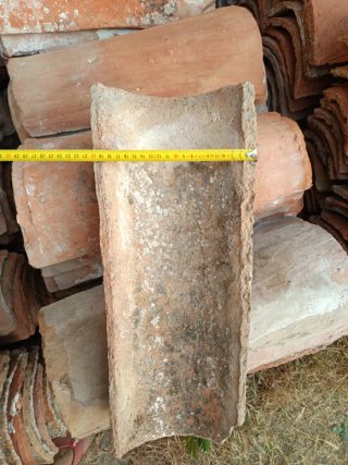 700 Tejas de Barro Antiguas