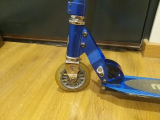 Monopatín Micro Azul Plegable