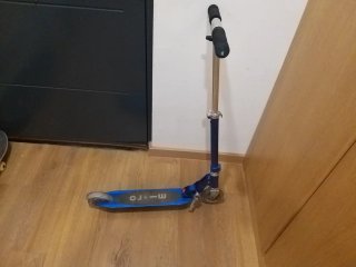 Monopatín Micro Azul Plegable