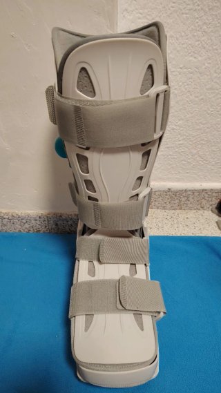 BOTA LARGA ORTOPÉDICA
