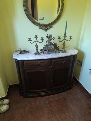 Mueble entrada 104*34*77, falta un tirador