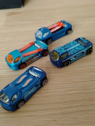 Lotto 12 Hot Wheels Deora II