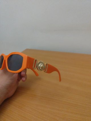 Gafas de sol Versace naranjas