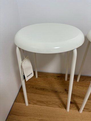 3 Taburetes metal lacado Zara Home