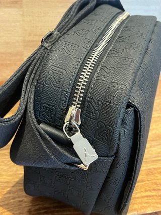 Bolso Jordan Negro Cuero