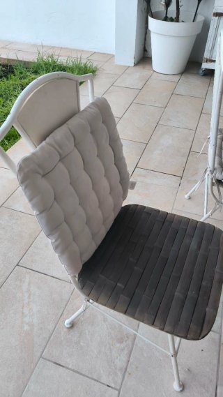 Conjunto mesa y 4 sillas jardín