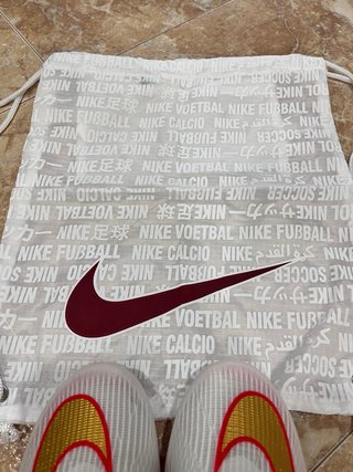 Botas Nike Mercurial Oro Blancas