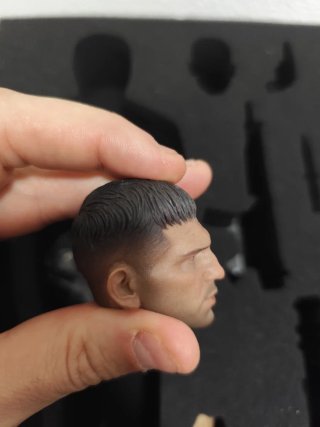Figura Punisher 1/6 Present Toys