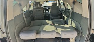 SsangYong Rodius 2011