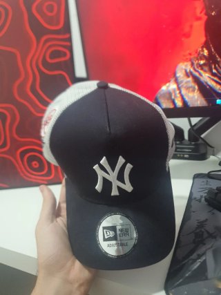 Gorra New Era Yankees Negra y Blanca Original