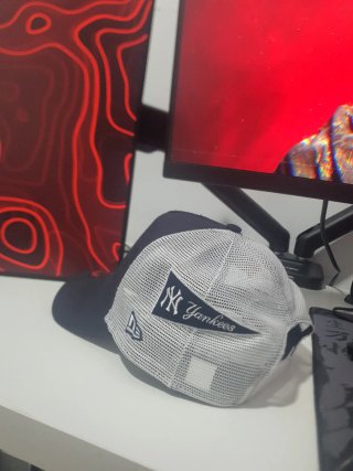 Gorra New Era Yankees Negra y Blanca Original