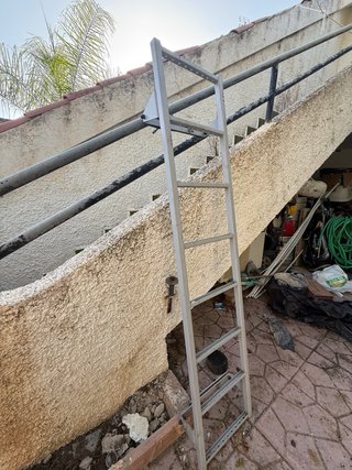 Baca y escalera para furgoneta