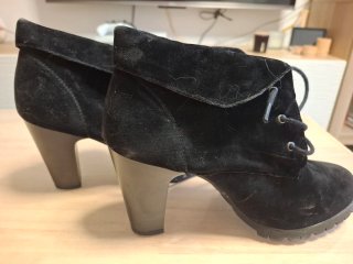 Botines de tacón negros