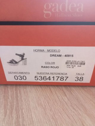 Preciosas Sandalias Gadea Talla 38