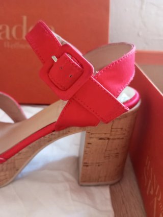 Preciosas Sandalias Gadea Talla 38