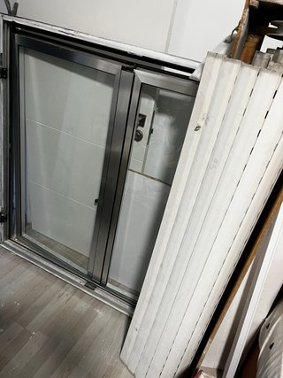 Ventana y persiana aluminio