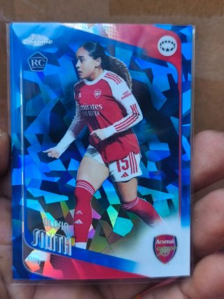 Arsenal Femenino: Maanum + Smith + Auto Mead /75