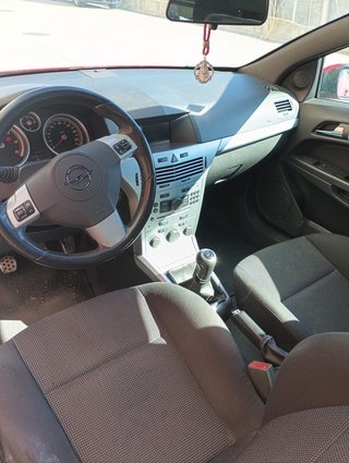 Opel Astra GTC Sport 2008