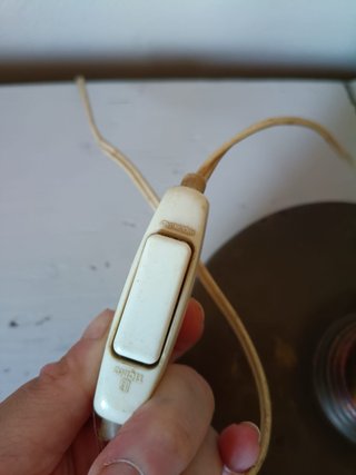 Lampada da tavolo verde e oro