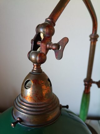 Lampada da tavolo verde e oro