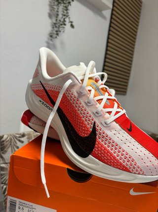 Zapatillas Nike ZoomX Rojas y Blancas