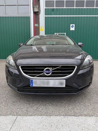 Volvo V40 2015