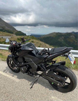 Kawasaki Z750 Negra Completa