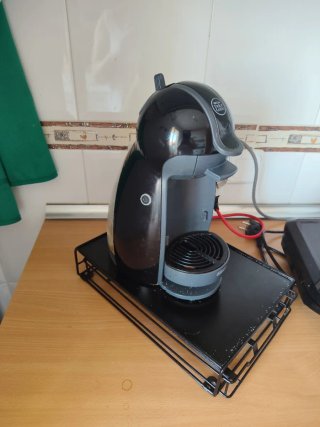 Cafetera Dolce Gusto Negra
